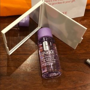 Clinique Makeup - Clinique Make Up Bundle Clinique Makeup - Clinique Make Up Bundle
